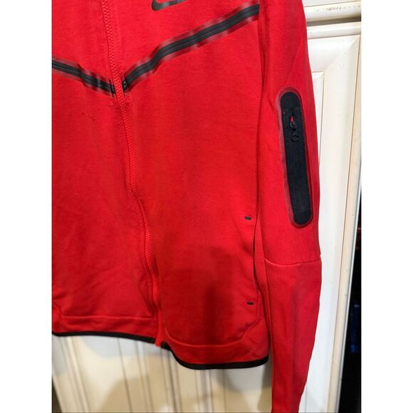 Nike Red Full-Zip Hoodie - Picture 6 of 8